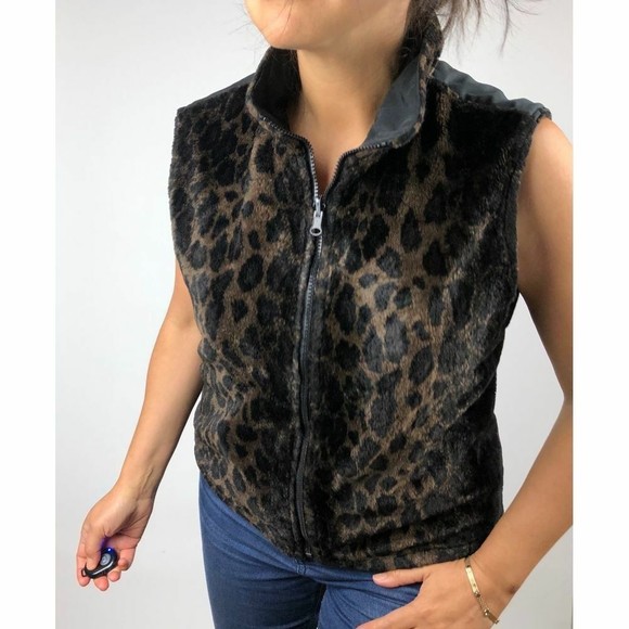 Haley Womens Reversible Vest Medium Black & Brown Animal Print Pockets Outdoors - Picture 2 of 7